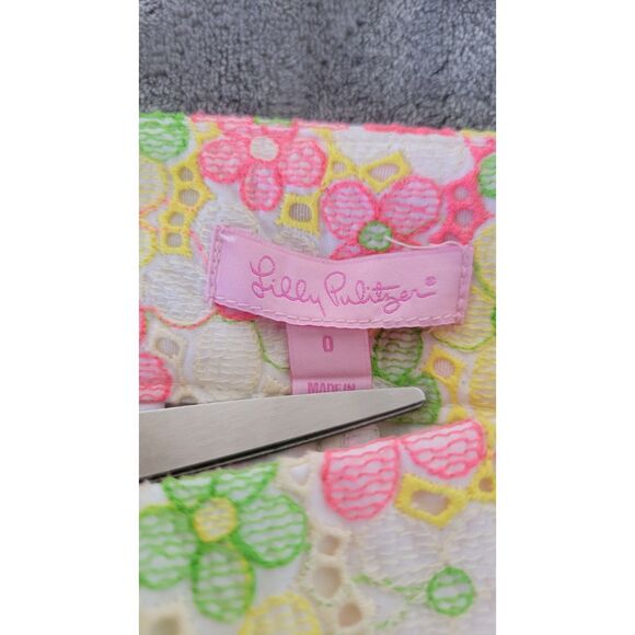 Lilly Pulitzer Sloane Shorts Multi Floral Sunbonnet Lace - Picture 3 of 4